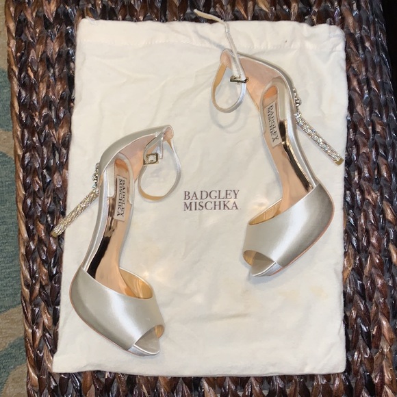 BADGLEY MISCHKA BRIDAL SHOES💋EUC - Picture 12 of 14